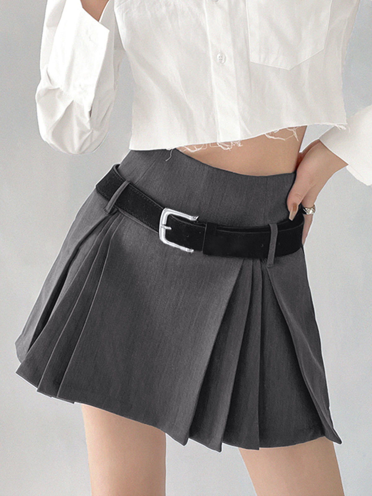 Solid Belted Pleated Zip Up Skirt