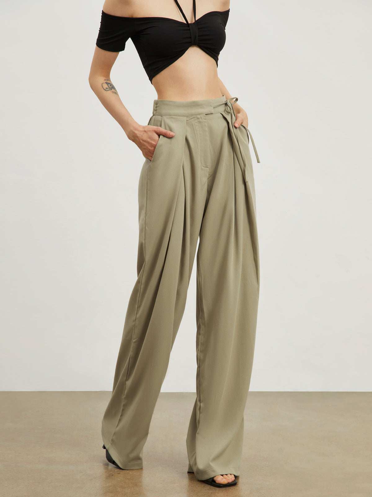 Tied Relaxed Fit Wide Leg Pants