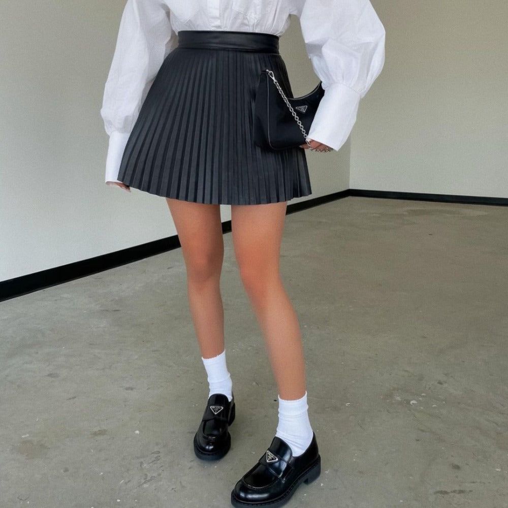 Magic Pleated Mini Skirt