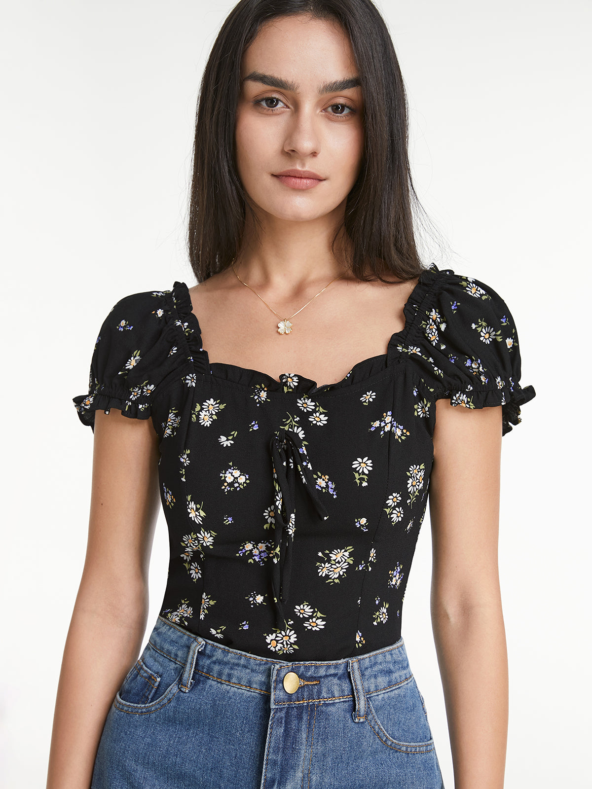 Short Puff Sleeve Daisy Tie Front Top