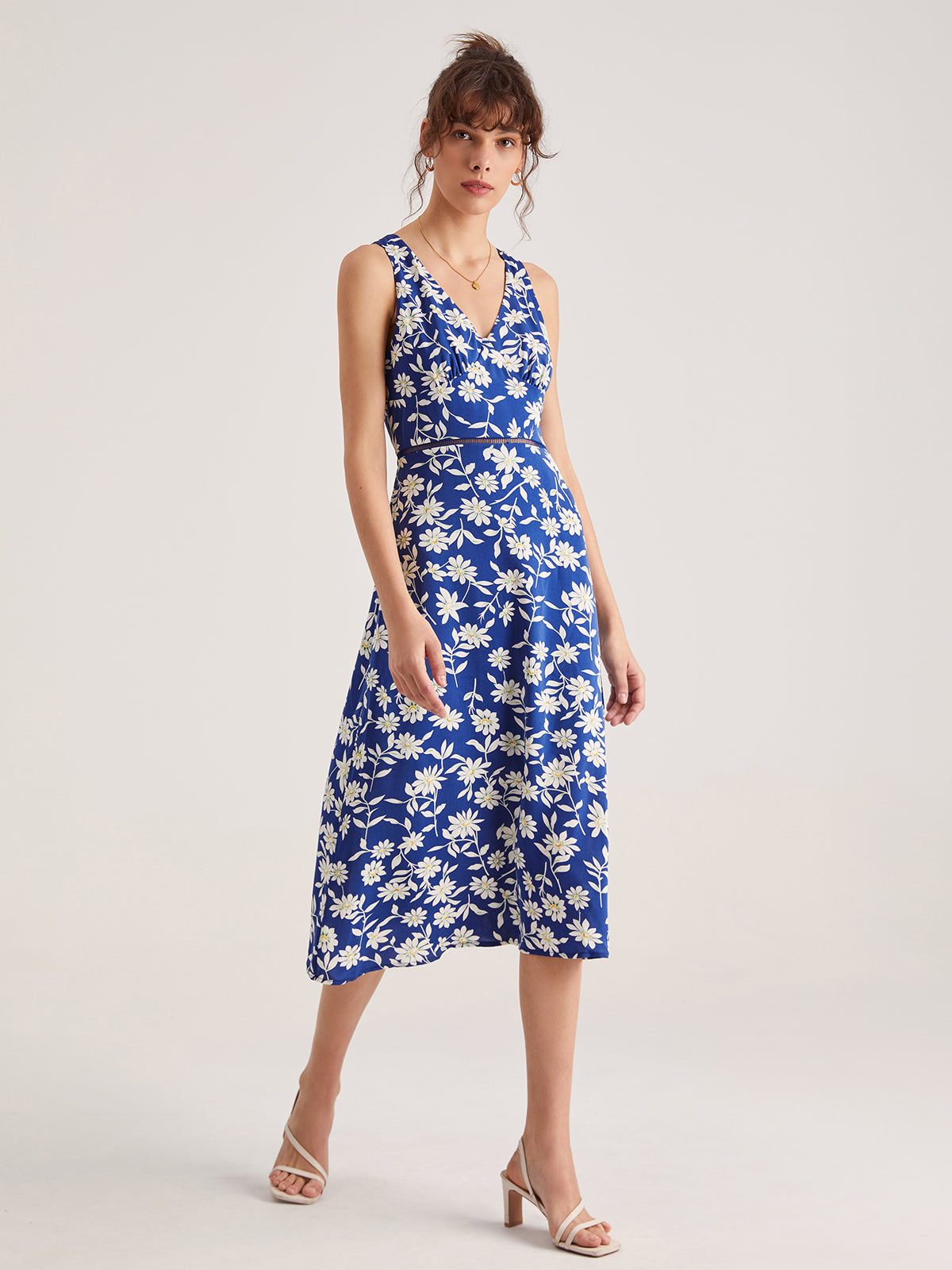 Sweetheart Floral Contour Midi Dress