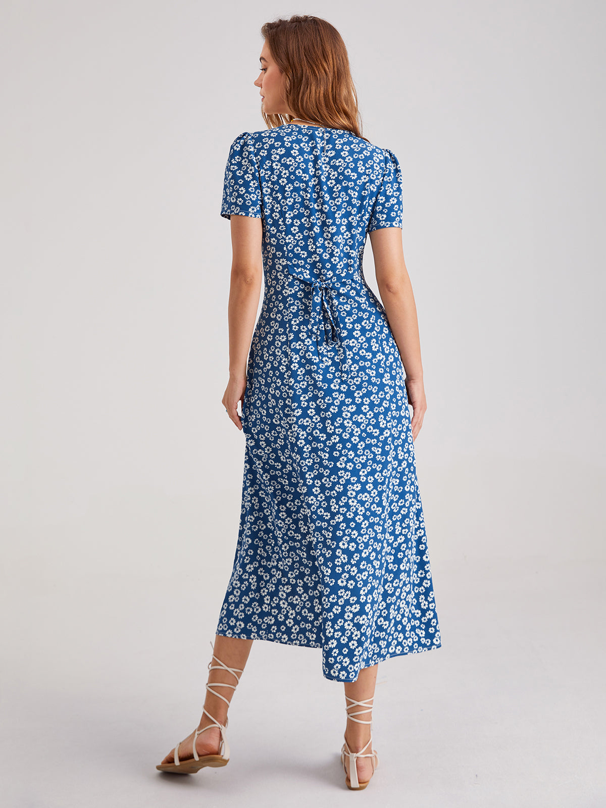 Sweetheart V-Neck Daisy Midi Dress