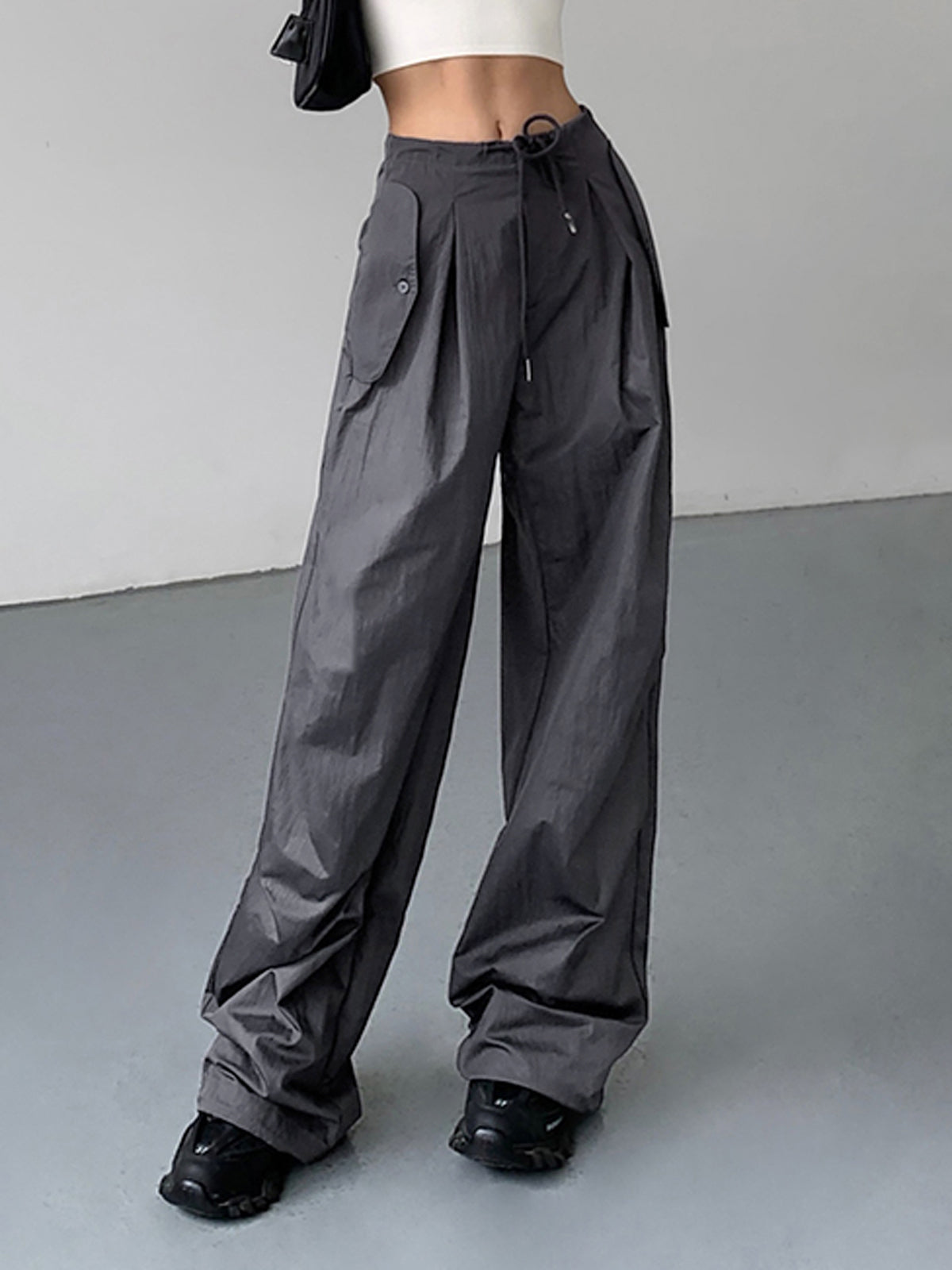 Utility Baggy Parachute Cargo Pants