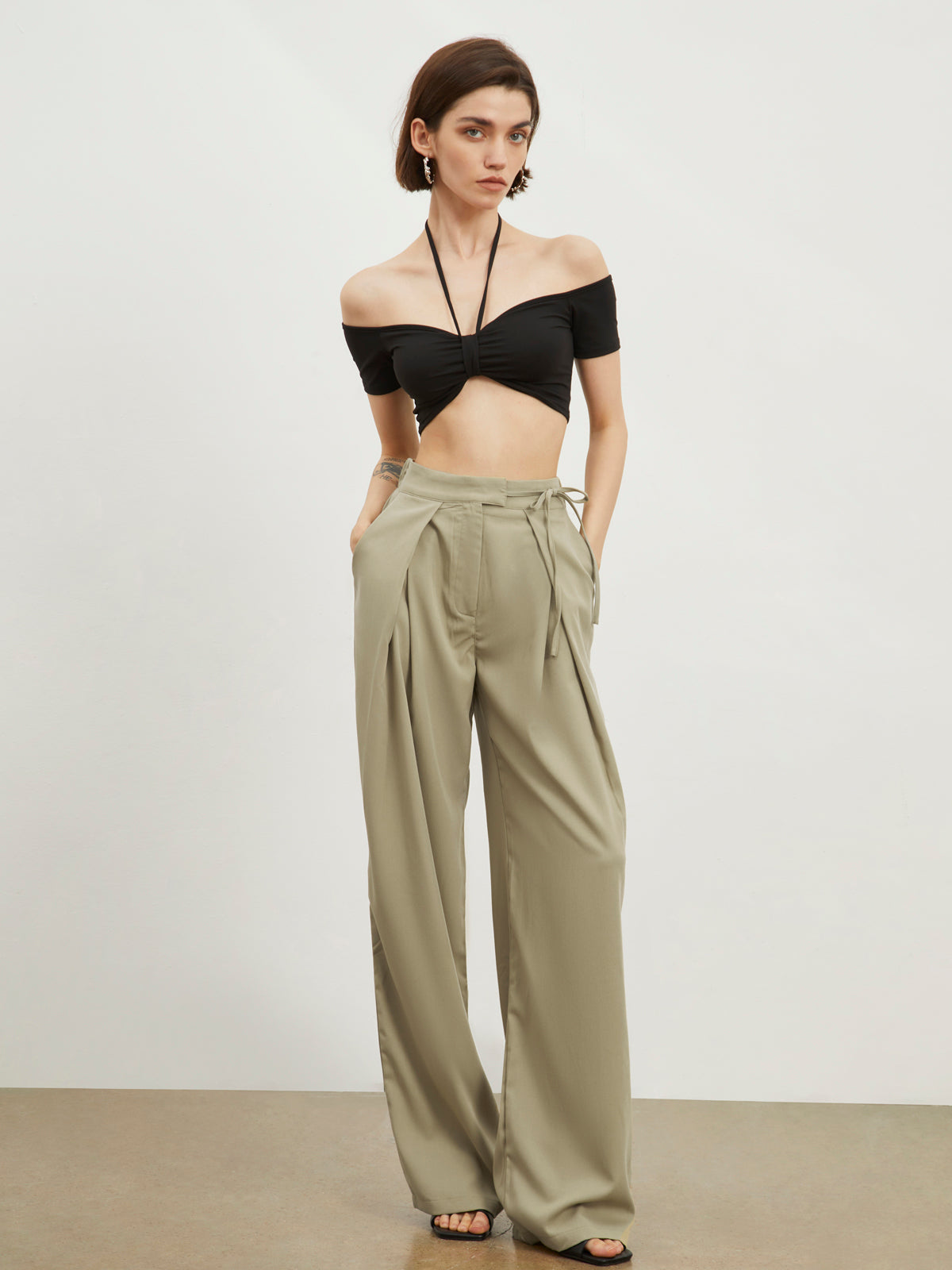 Tied Relaxed Fit Wide Leg Pants