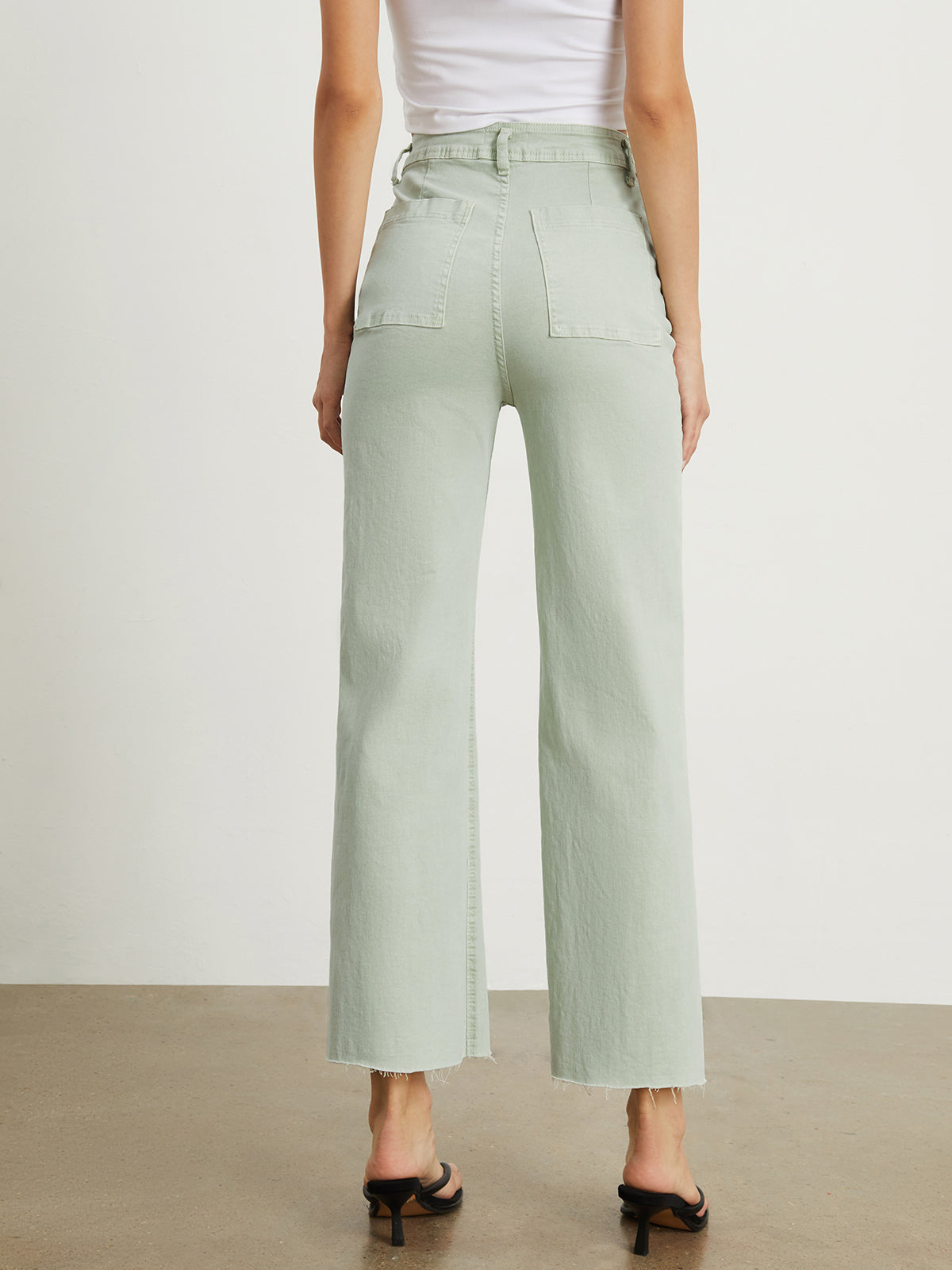 Utility Cropped Jeans