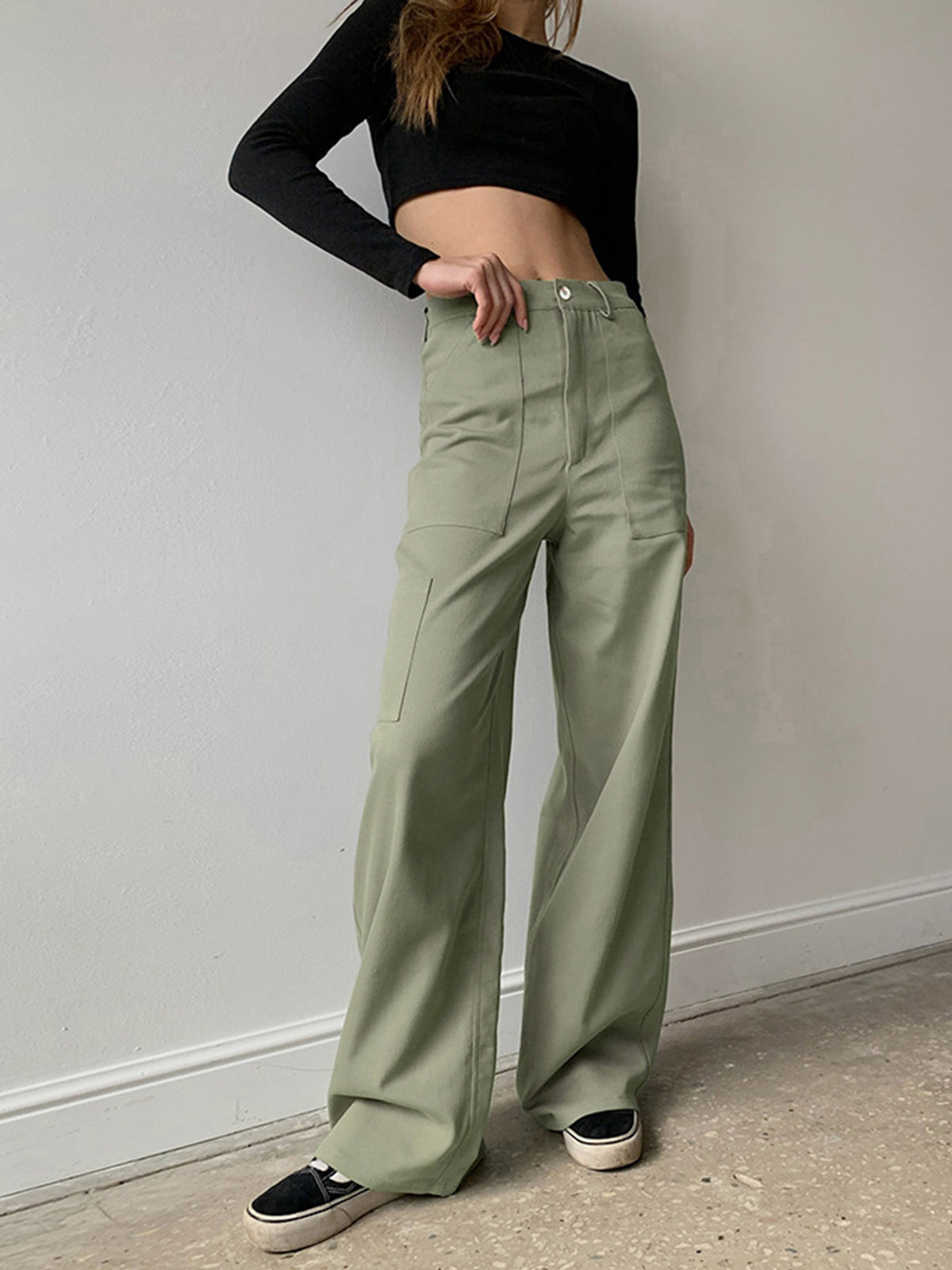 Buttoned Cargo Wide Leg Pants