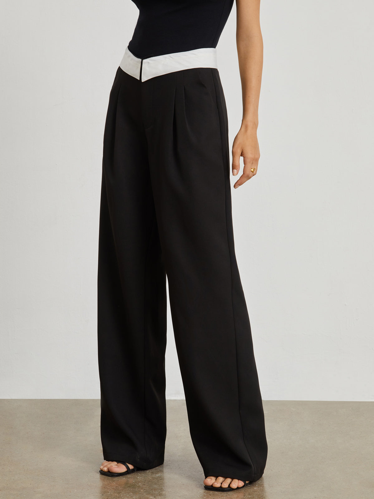 V Shape Contrast Waistband Wide Leg Pants