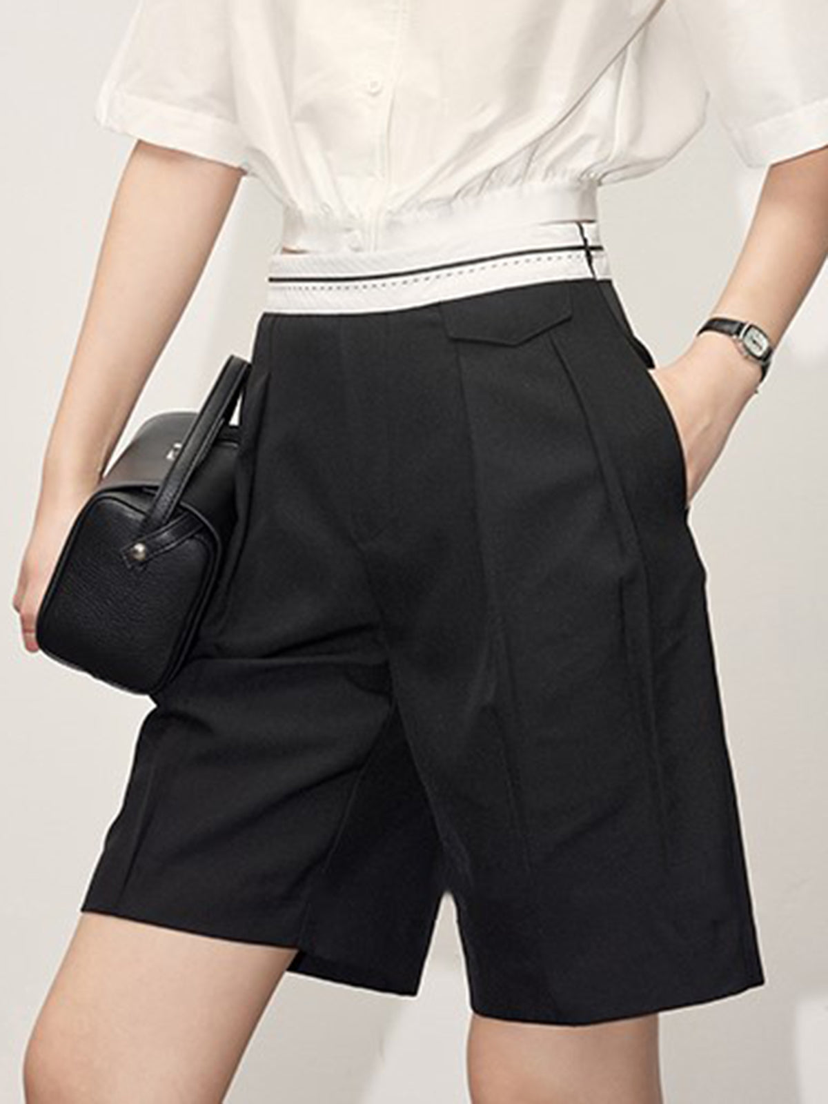 Contrast Waistband Pleat Shorts