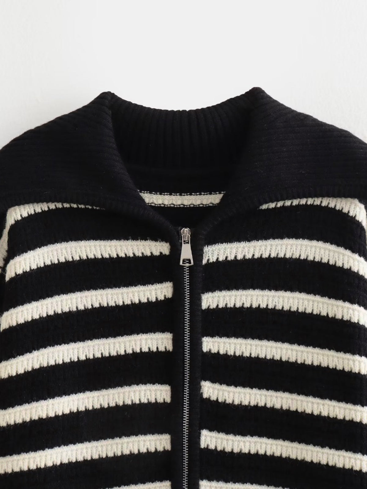 Nostalgia Stripe Zippered Cardigan