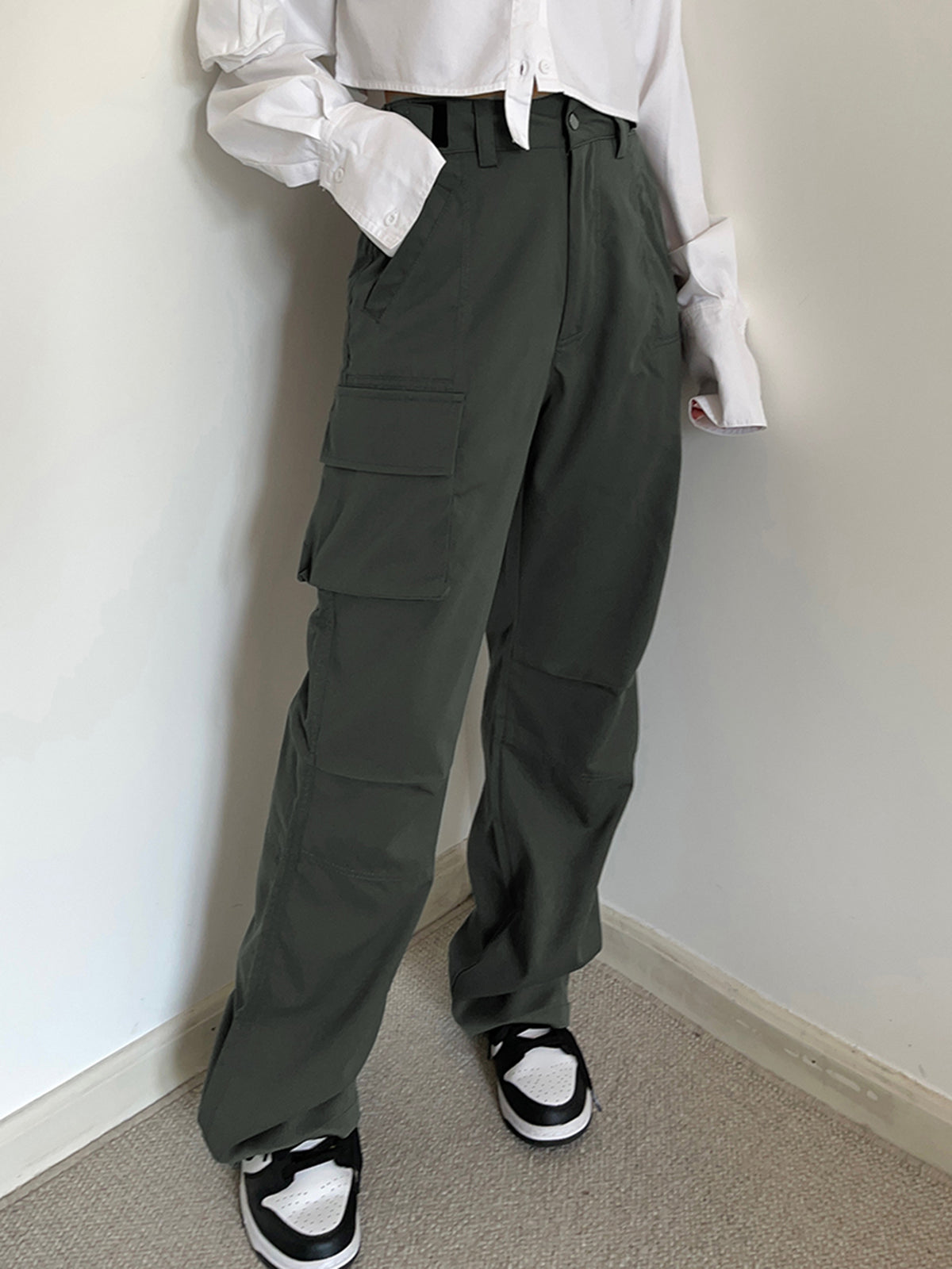 Everyday Double Pockets Cargo Parachute Pants