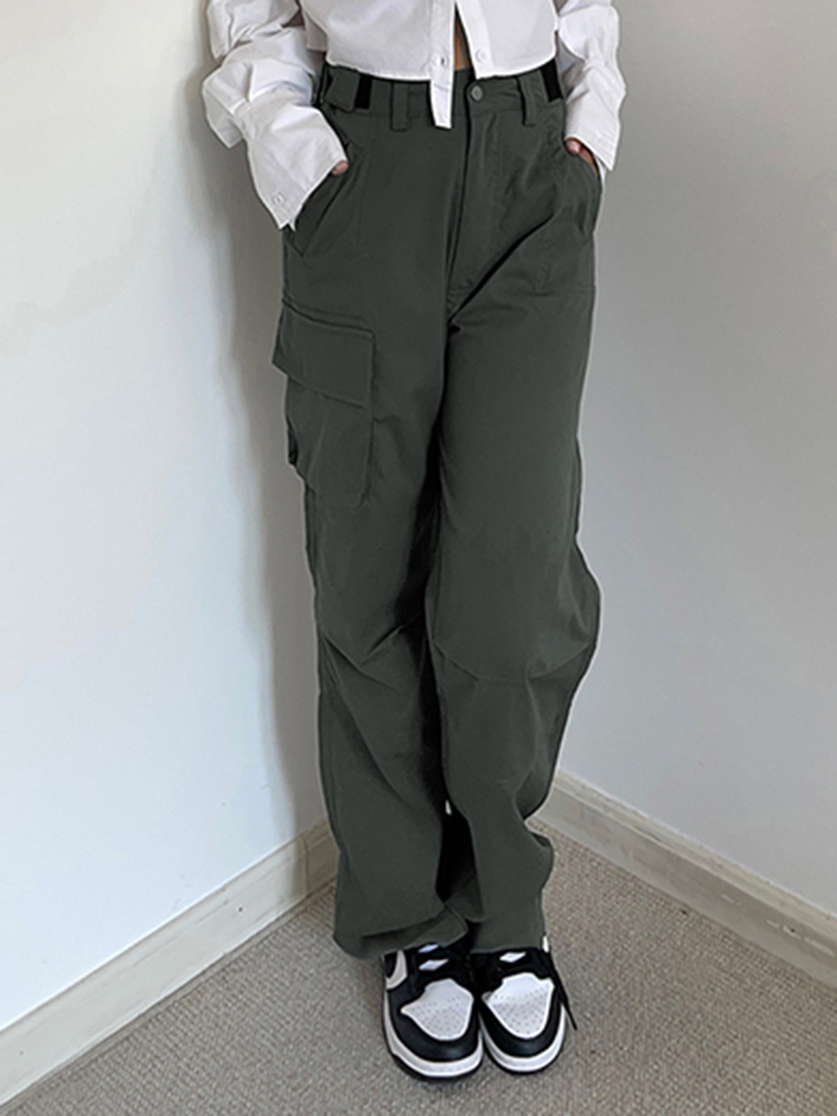 Everyday Double Pockets Cargo Parachute Pants